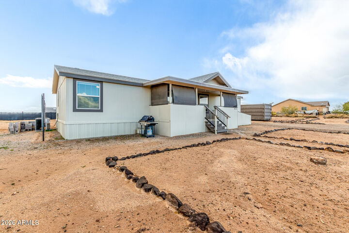 Property Photo: 10121 S 353rd Avenue AZ 85322