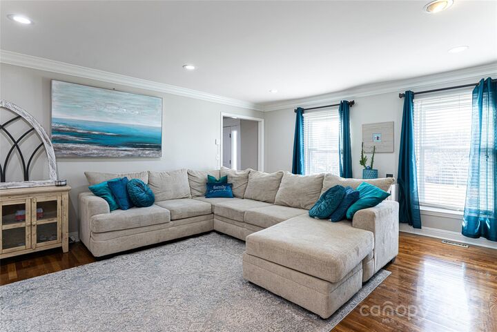 Property Photo:  104 35th Avenue NW  NC 28601 