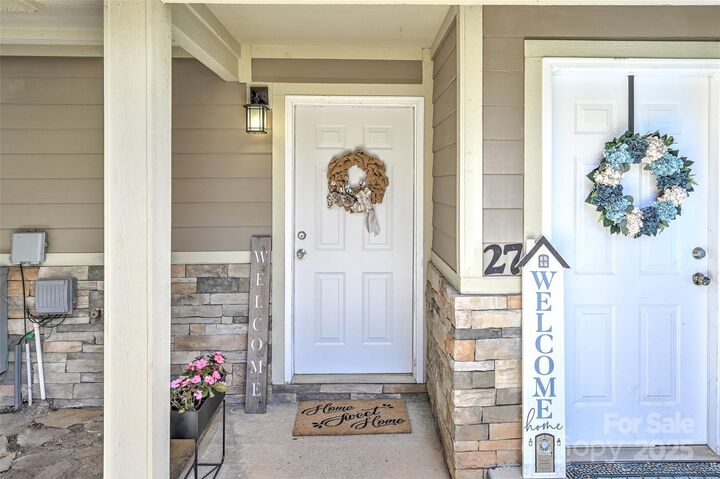 Property Photo:  29 Rotunda Circle  NC 28806 