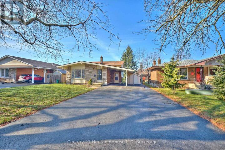 Property Photo:  55 Windward Street  ON L2M 4B9 