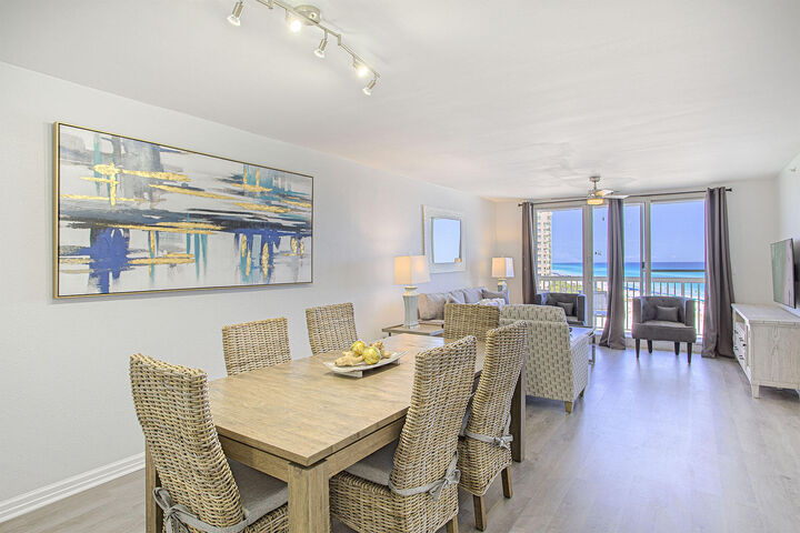 Property Photo:  1002 US-98 Unit 713  FL 32541 