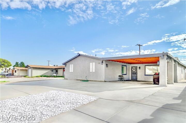 Property Photo:  5831 Brienholt Avenue  NV 89122 