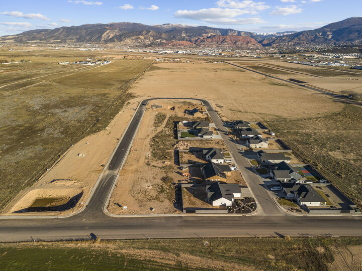 Property Photo:  3851 W 975 N Ph 3 Lot 3  UT 84721 