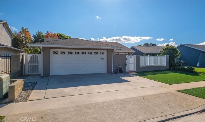 Property Photo: 1520 Guilford CA 90710