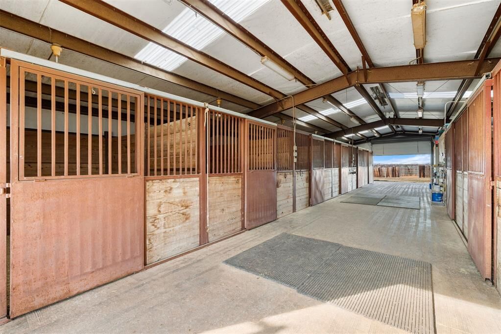 Property Photo:  12430 Hwy 74 B Spur  OK 73010 
