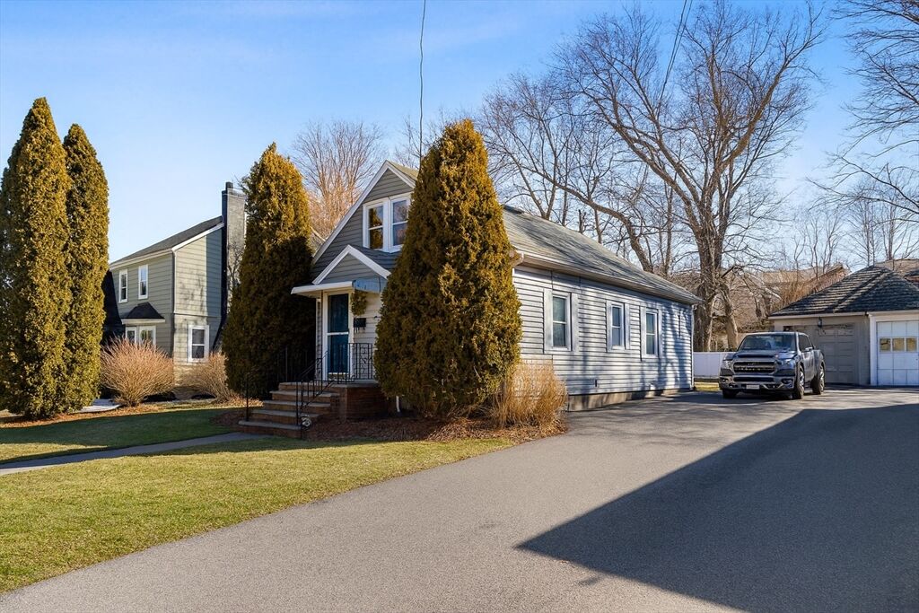 Property Photo:  9 Wildwood Rd  MA 02155 