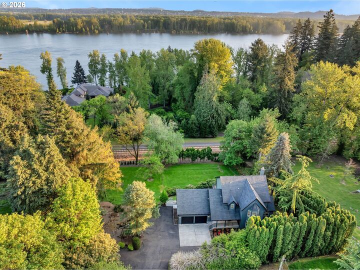 Property Photo:  4412 SE 166th Pl  WA 98660 