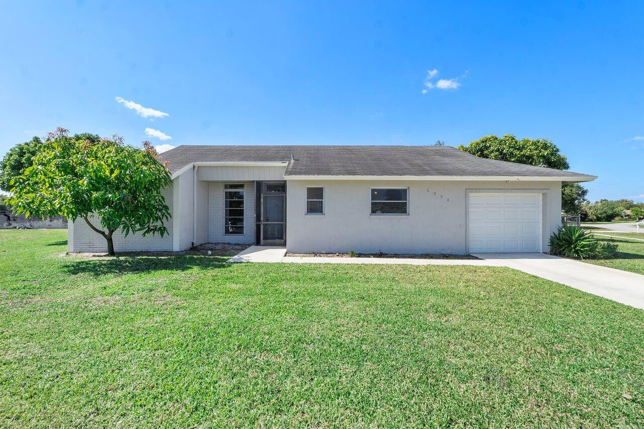 Property Photo: 6098 Winding Brooke Way FL 33484