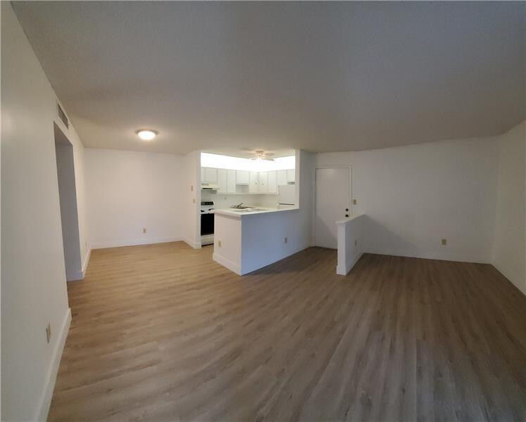 Property Photo:  10875 W Clairmont Circle 111  FL 33321 