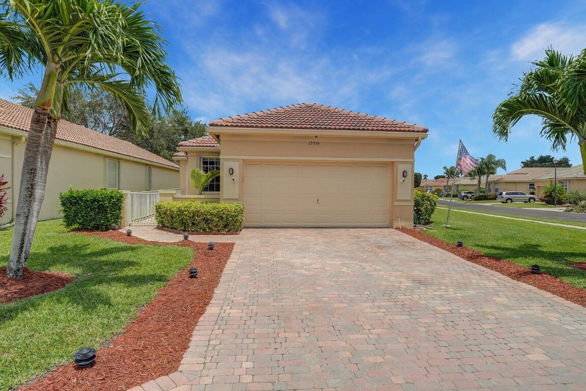 Property Photo:  15594 Canabria  FL 33446 