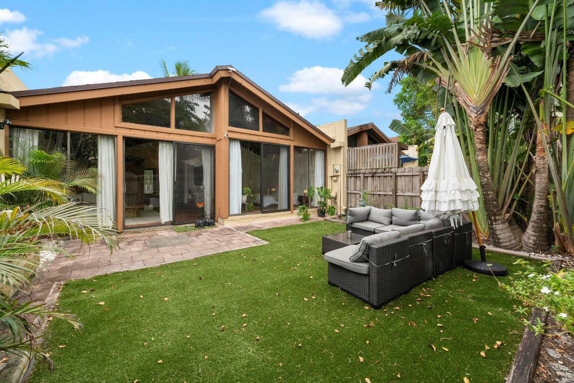 Property Photo:  6110 NW 34th Terrace  FL 33309 