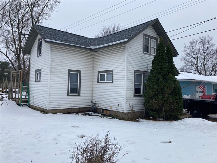 Property Photo:  321 E Greenville Street  WI 54729 