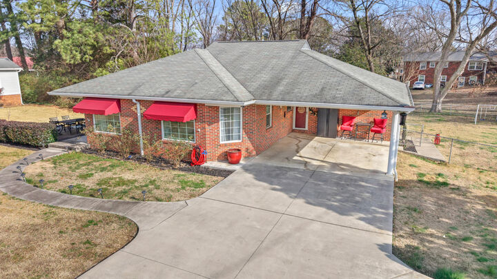 Property Photo:  498 Georgetown Road NW  TN 37311 