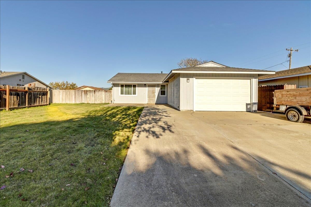 Property Photo: 960 Elko Street CA 93926