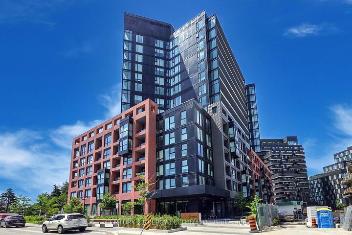 Photo de la propriété:  8 Tippett Road 1305  ON M3H 0E7 