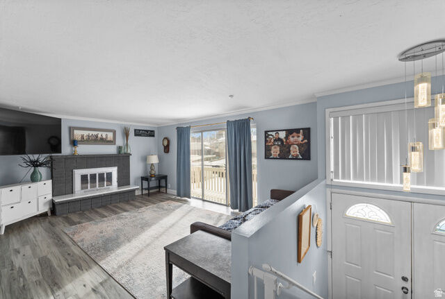 Property Photo: 1371 E Sudbury Ave S UT 84093