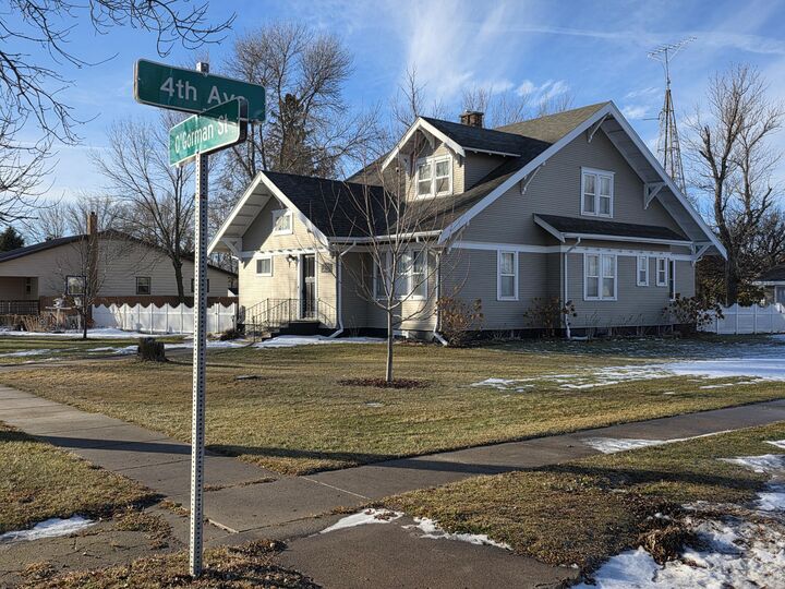 Property Photo:  401 O'Gorman Street  SD 57450 