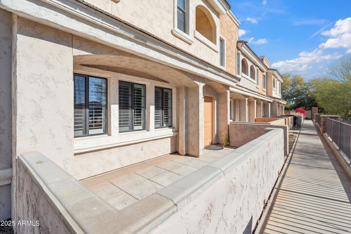 Property Photo: 10757 N 74th Street 1016 AZ 85260