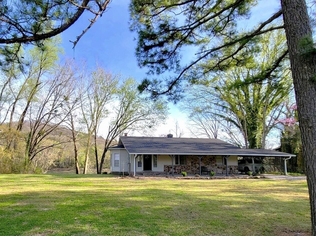 Property Photo:  501 Hayden Heights Road  AR 72560 