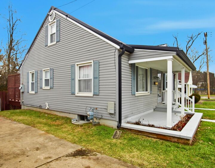 Property Photo:  745 E Fair Avenue  OH 43130 