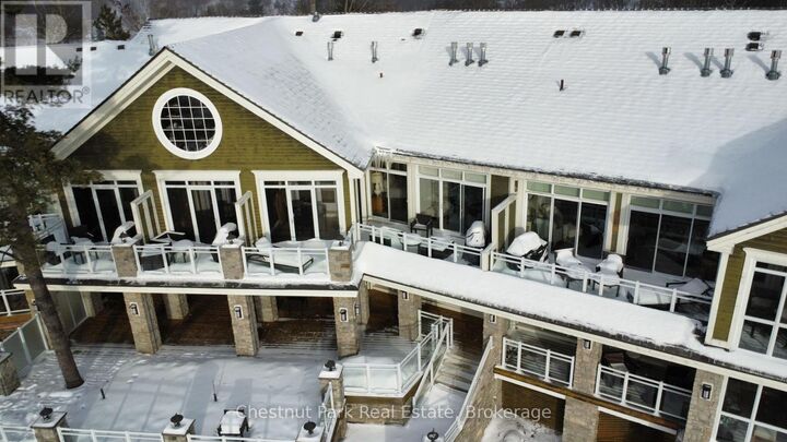 Property Photo: 1869 Muskoka 118 Road West E206b1 ON P1L 1W8