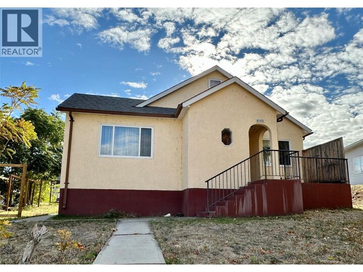 Property Photo: 8503 72nd Avenue BC V0H 1V2