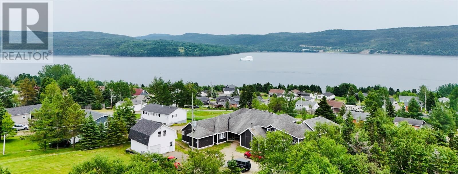Property Photo:  10 Hillcrest Road  NL  
