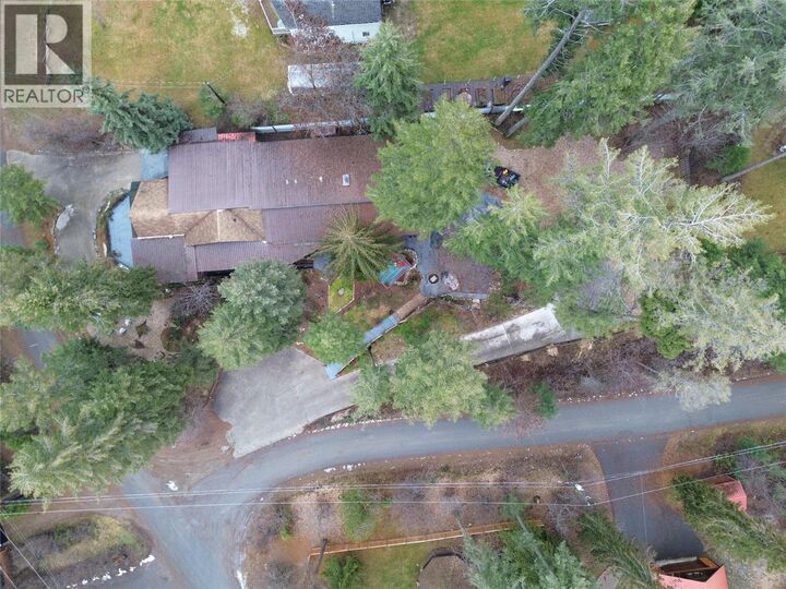 Property Photo: 39 Wilkenson Road BC V0H 1E2