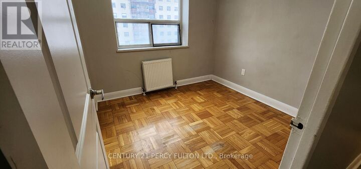 Property Photo:  1305 Wilson Street 301  ON M3M 1J4 