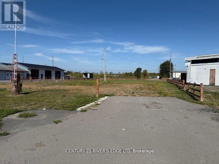 Photo de la propriété:  12455 County Rd 2 Road  ON K0C 1X0 