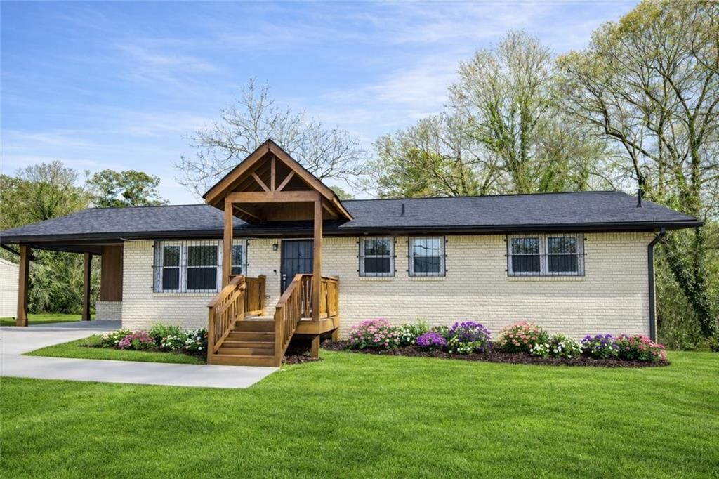 Property Photo:  2000 Fairburn Road SW  GA 30331 