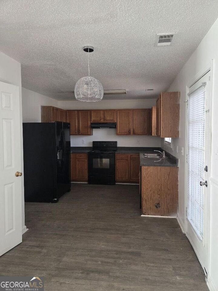 Property Photo:  7146 Ravenwood Lane  GA 30038 