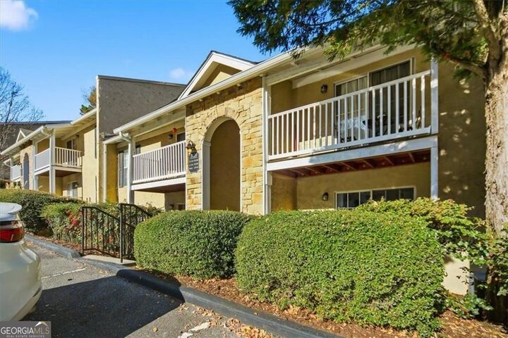 Property Photo:  3120 Seven Pines Court 205  GA 30339 