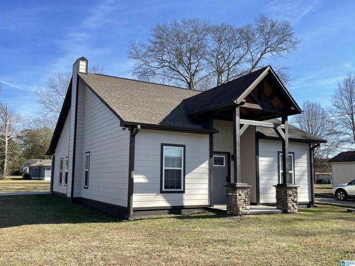 Property Photo:  110 Ohio Avenue  AL 35077 