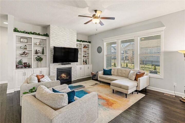 Property Photo:  8100 N Tullis Avenue  MO 64158 