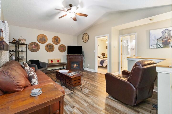 Property Photo:  330 Enchanted Forest Way  KY 42519 