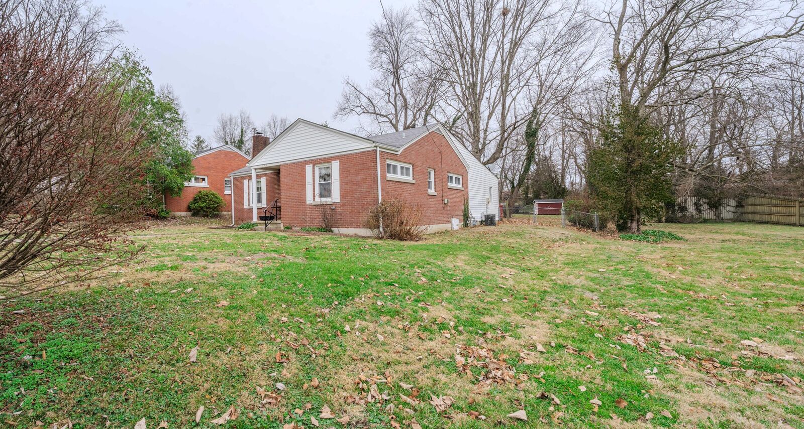 Property Photo: 224 E Cross Street KY 40347