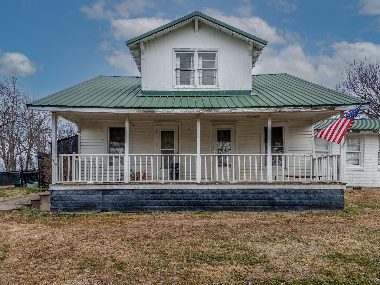 Property Photo:  6154 E US-60  KY 40371 