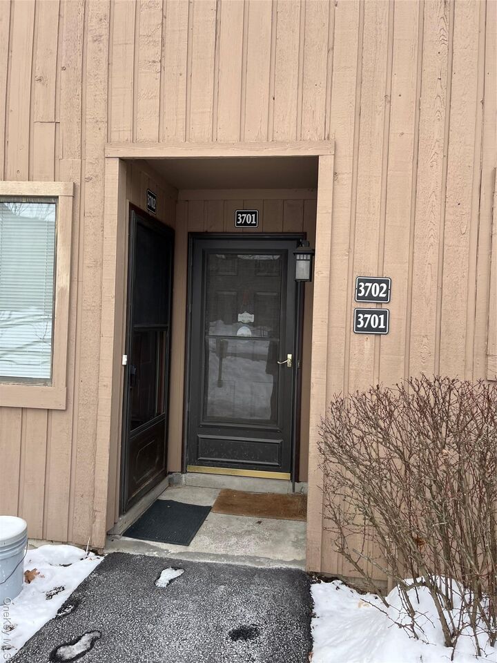 Property Photo:  3701 Fox Lane  NY 12603 