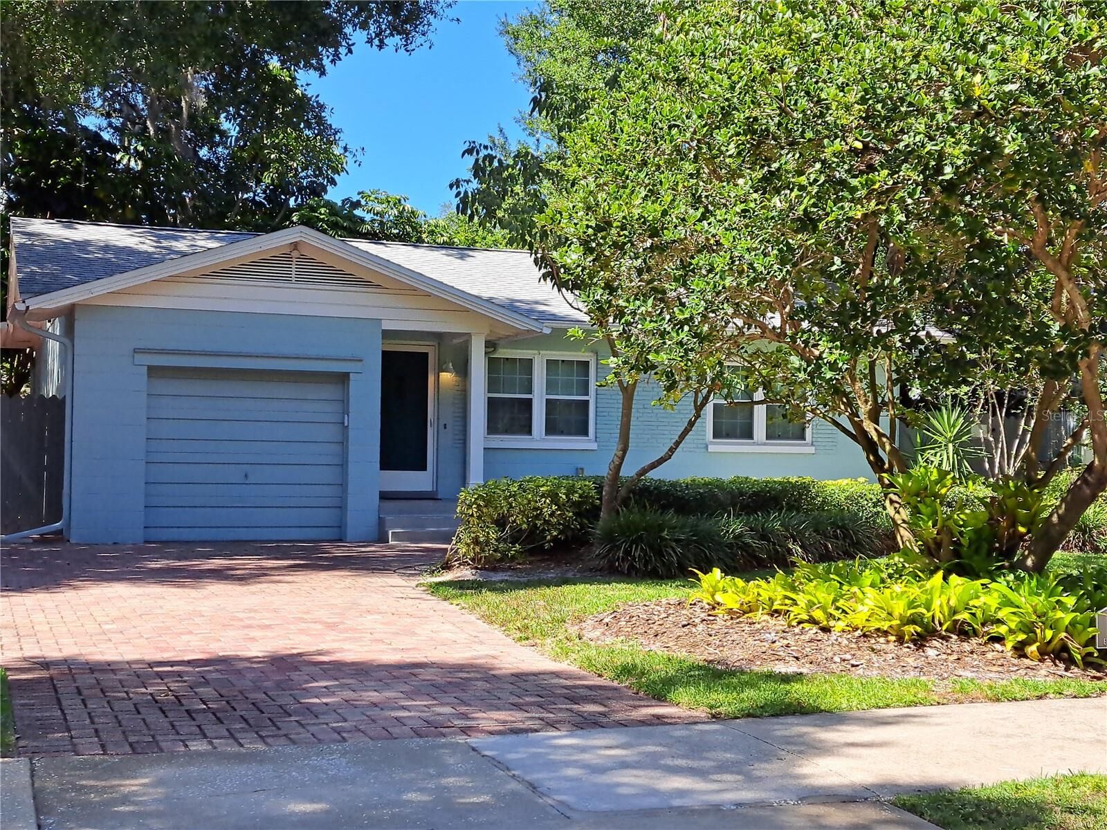 Property Photo:  1835 Edwin Boulevard  FL 32789 