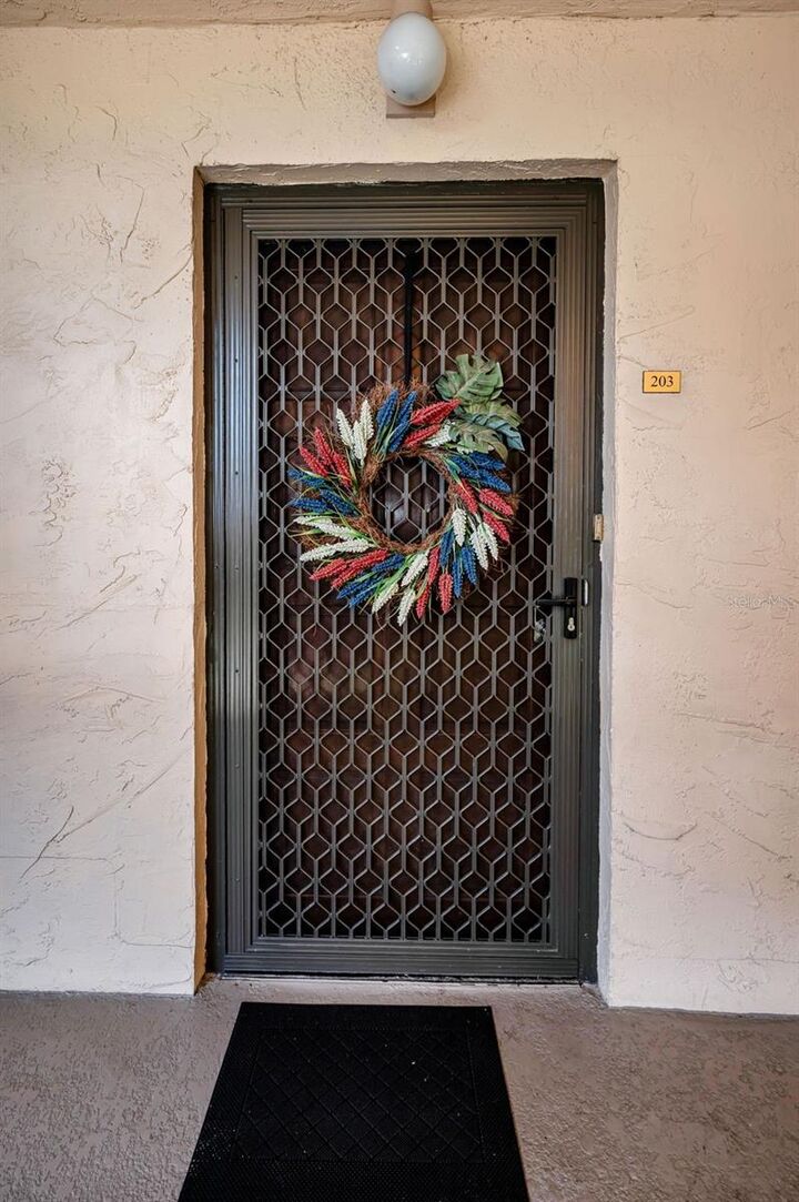 Property Photo: 203 Tarpon Point 203 FL 34689