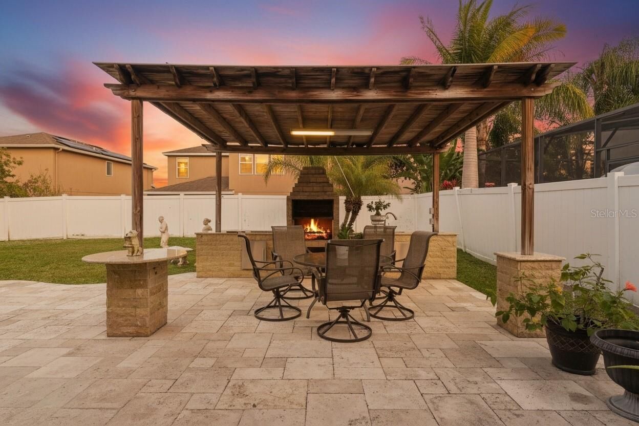 Property Photo:  13339 Roskin Lane  FL 34786 