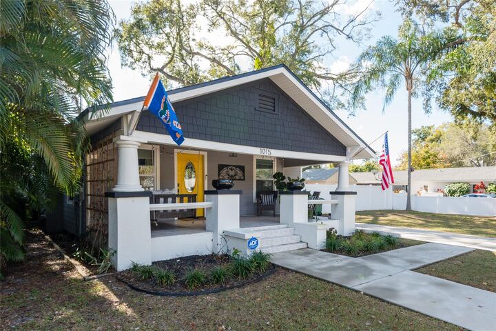 Property Photo:  1015 E Crawford Street  FL 33604 