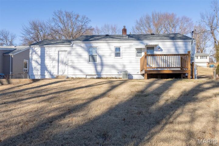 Property Photo:  8570 North Avenue  MO 63114 