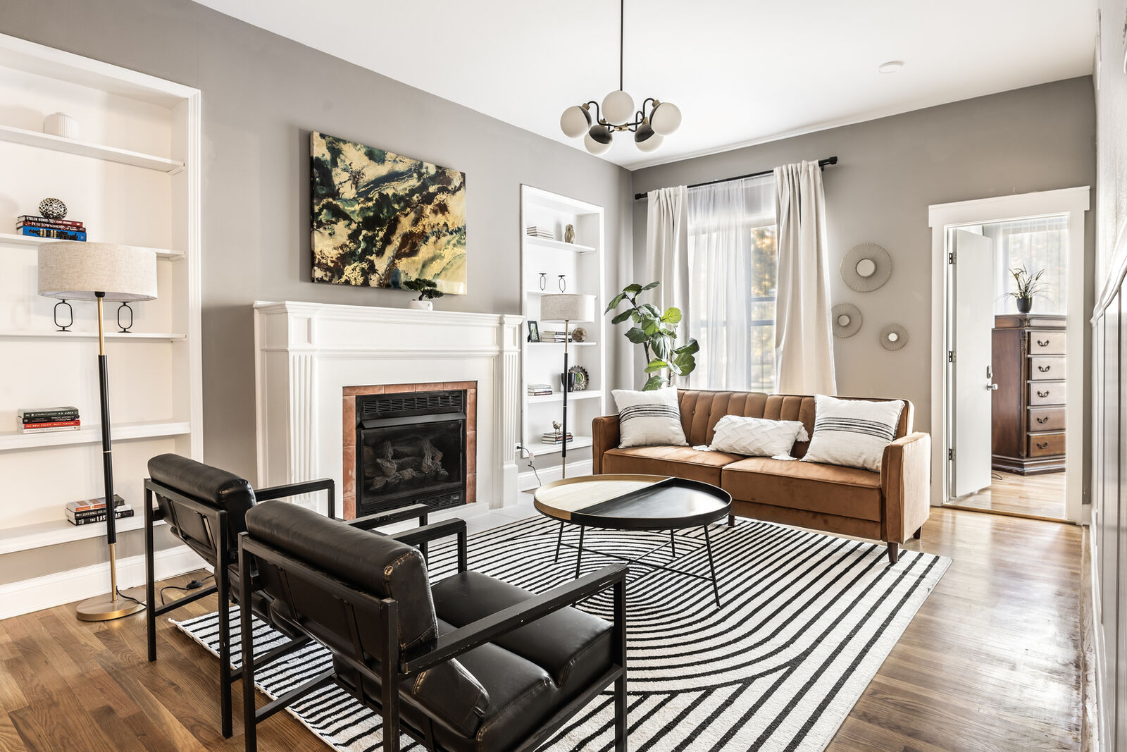 Property Photo:  5017 S Drexel Boulevard 101  IL 60615 