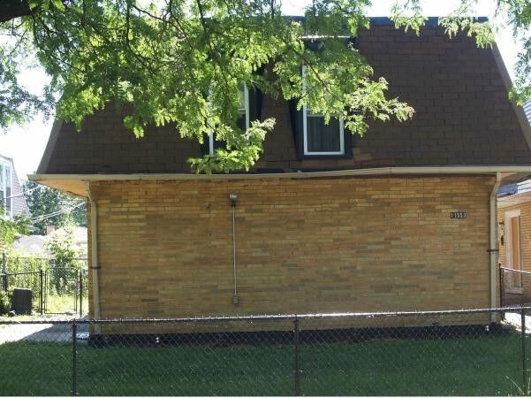 Property Photo:  11553 S Racine Avenue  IL 60643 