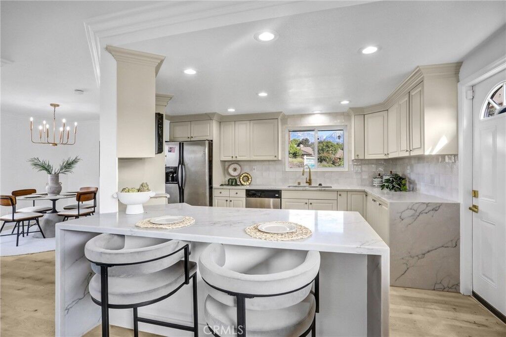 Property Photo: 872 Huron CA 91711