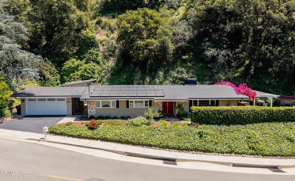 Property Photo:  5524 Ocean View Boulevard  CA 91011 
