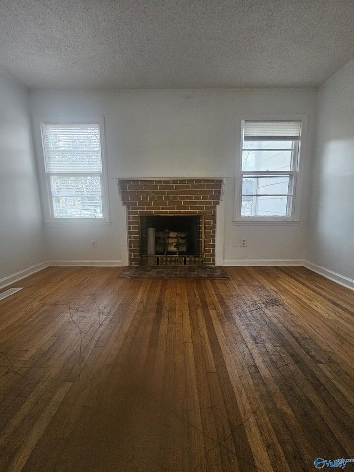 Property Photo:  106 Delaware Blvd  AL 35811 