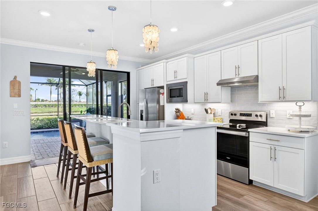 Property Photo: 11971 Westmoreland Way FL 33913